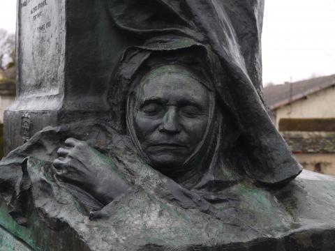 Tombe Boucher au cimetière de Nogent-sur-Seine 